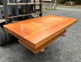 横浜市K様 杉柾囲炉裏座卓 (一枚板 テーブル)